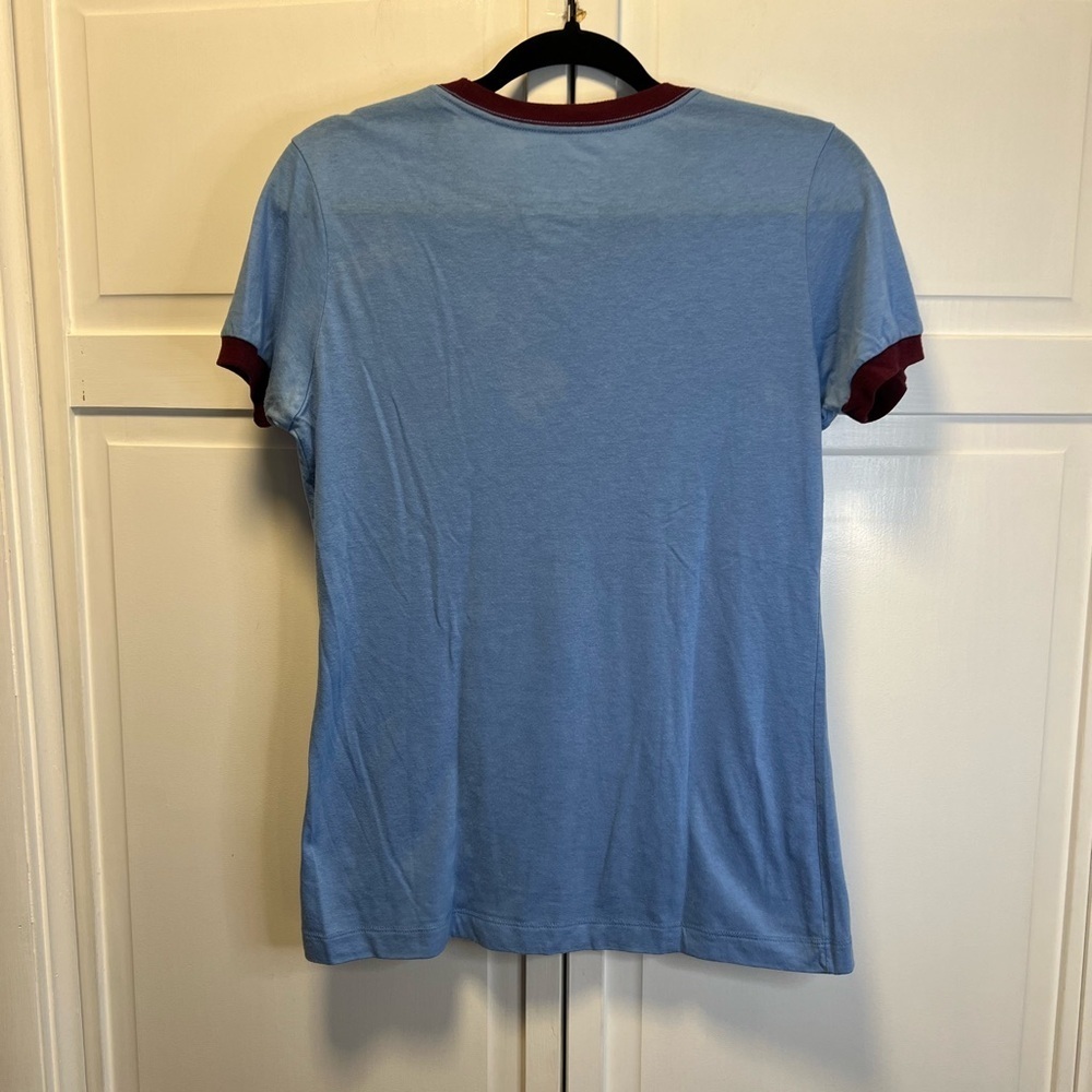 Nike Philadelphia Phillies Short Sleeve T-Shirt Size Womens Large Color Blue/Red - Picture 4 of 8